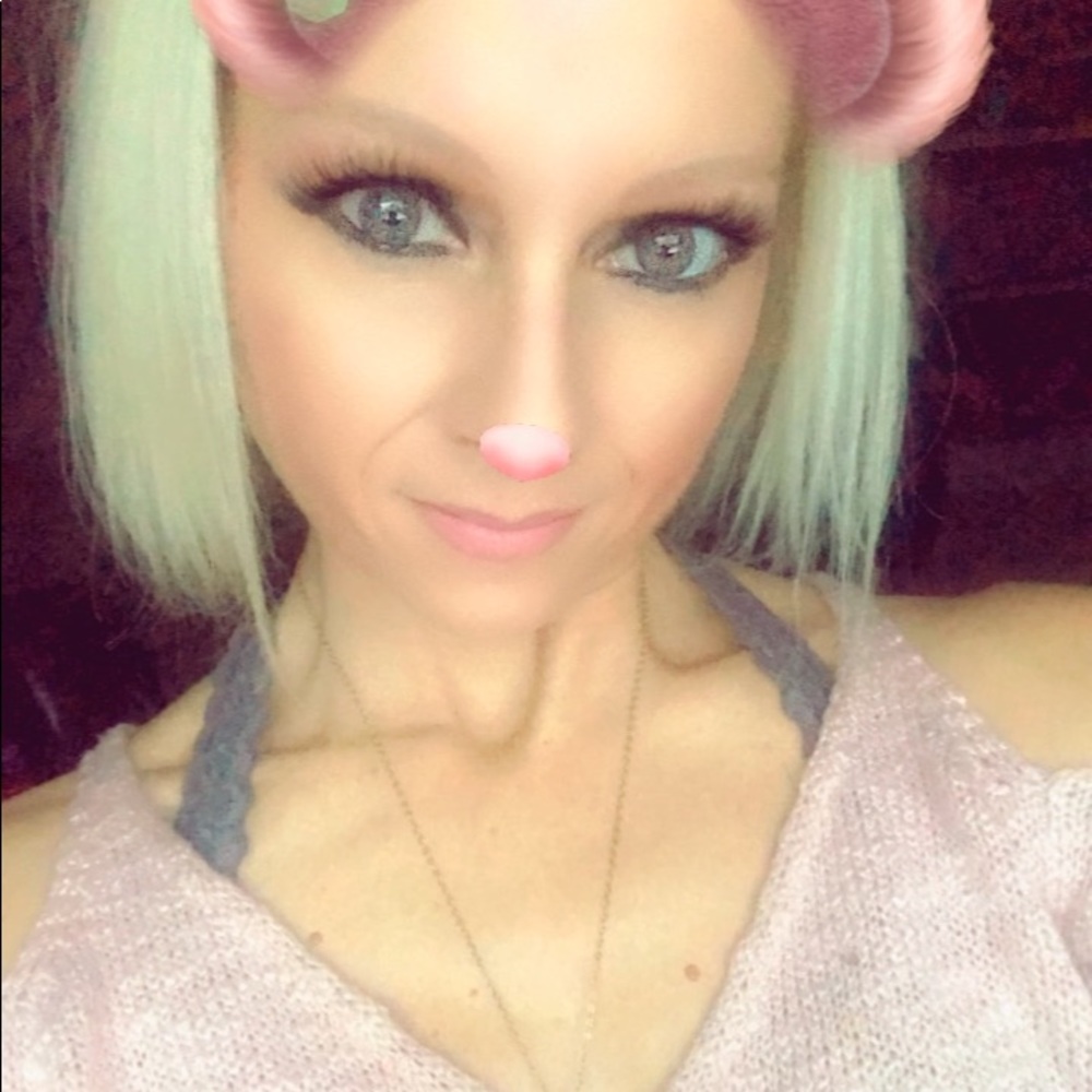 Meet your Posher, Erica